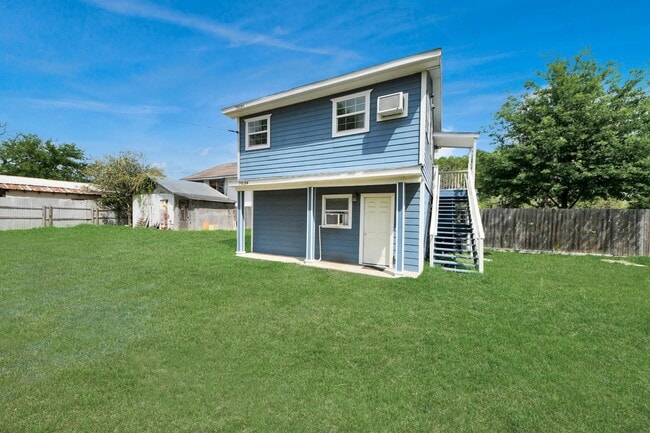 Photo - 7919 Brays St Unit D