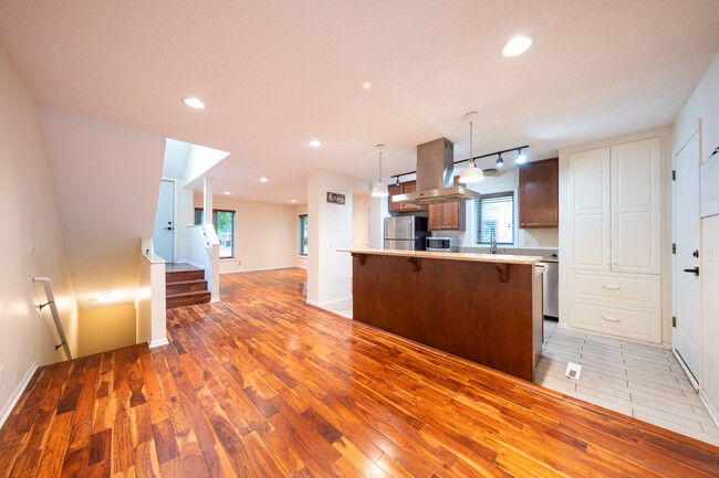 Photo - 2116 22nd Ave S Townhome