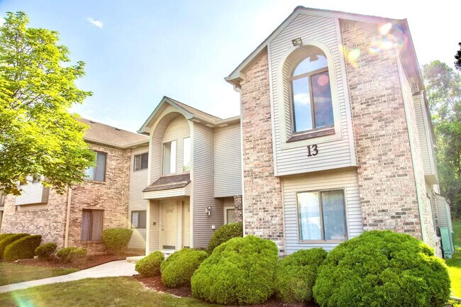 Photo - 42785 Lilley Pointe Dr Condo