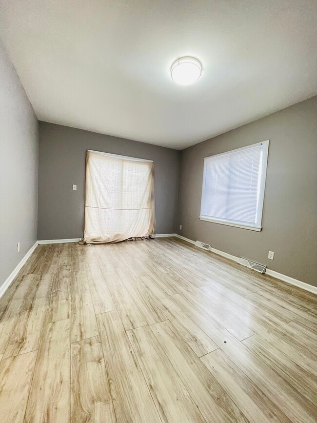 Photo - 8620-8620 W Villard Ave