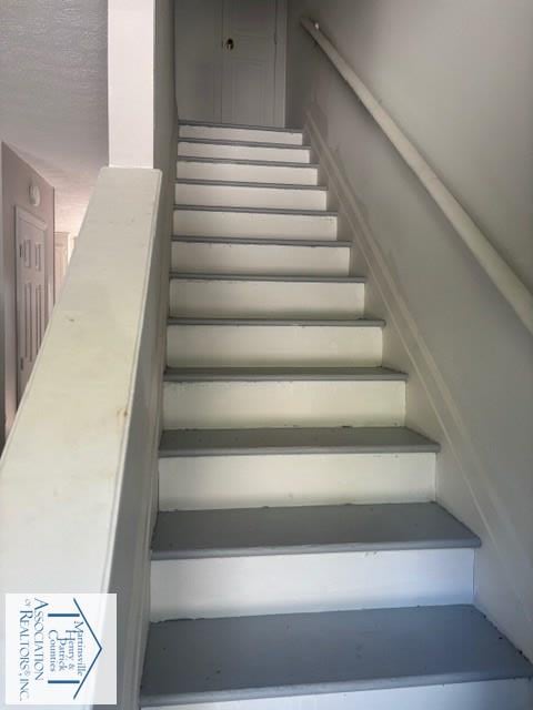 Photo - 918 Blankenship Rd