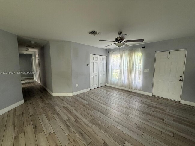Photo - 4393 Davis Rd