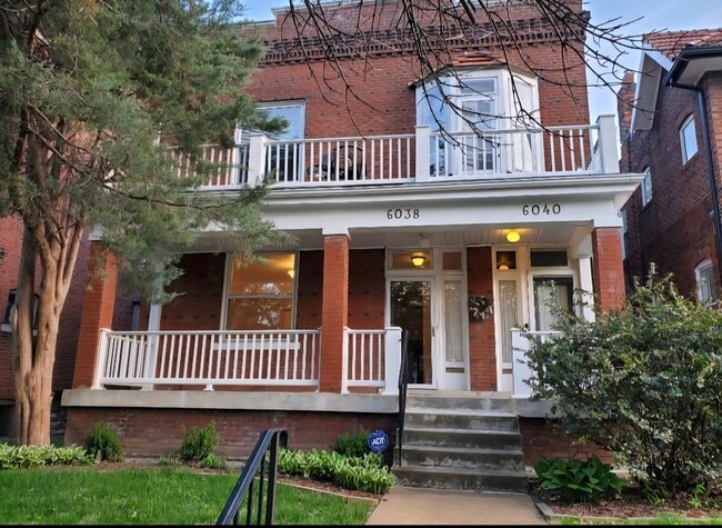 Building Photo - 6040 Washington Blvd Rental