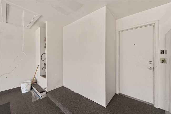 Building Photo - 3517 Denio Dr