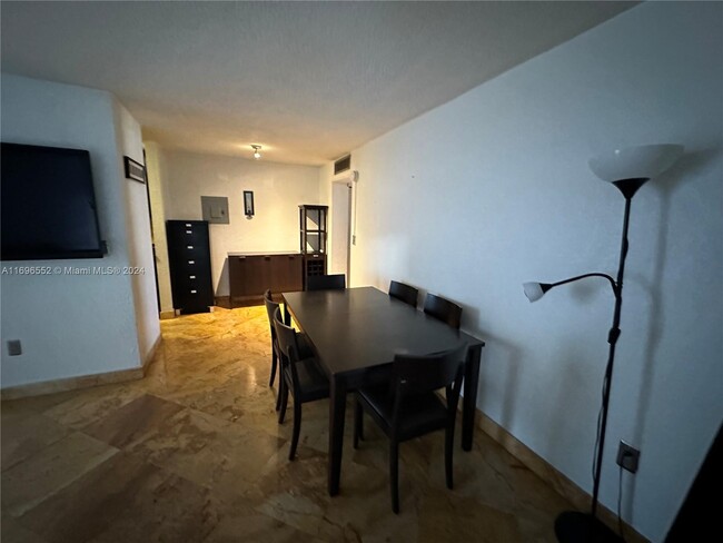 Photo - 2465 SW 18th Ave Condo Unit 3308