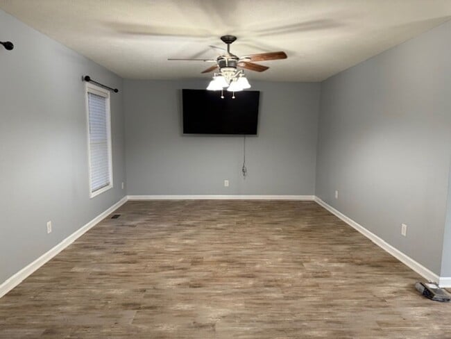 Photo - 199 Basin Dr