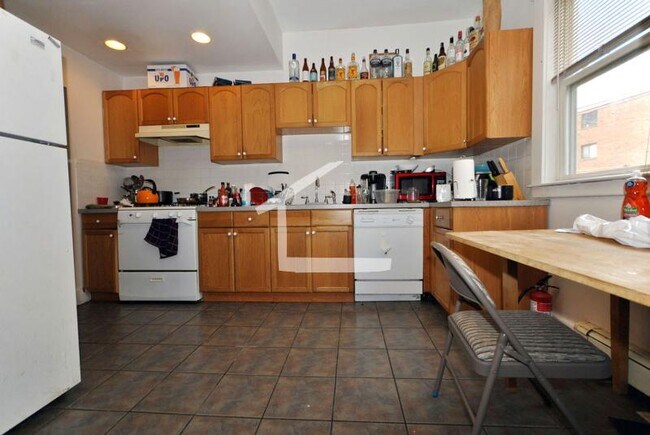 Photo - 70 Chester St