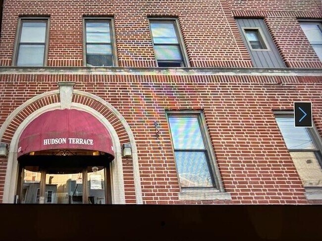 Photo - 1677 John F. Kennedy Blvd Unidad 13