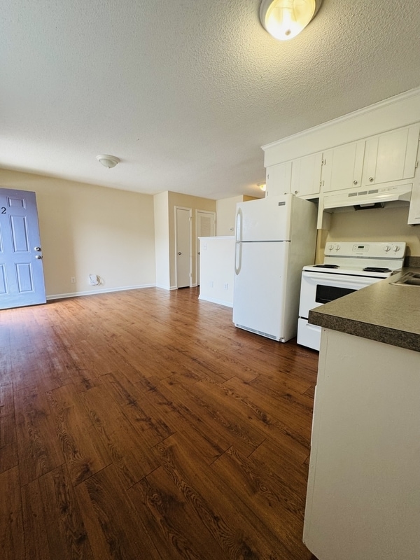 Photo - 3020 Adams Blvd