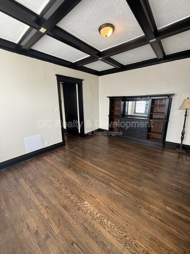 Photo - 1452 E Marquette Rd Unit 3