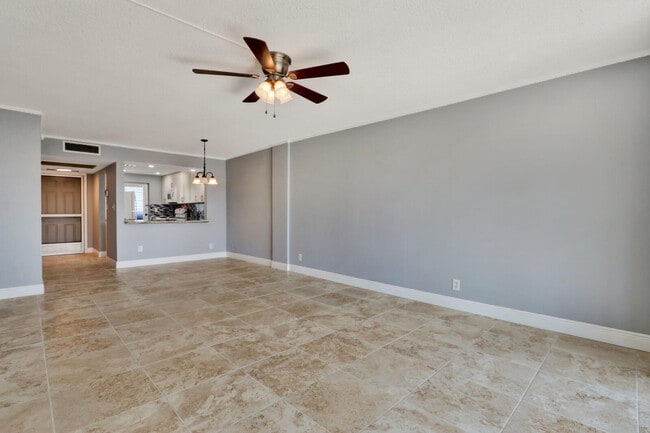 Photo - 4500 N Federal Hwy Unit 316b