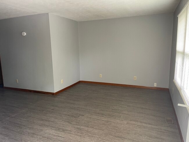 Photo - 3590 E Rose Hill Ave Unit 4