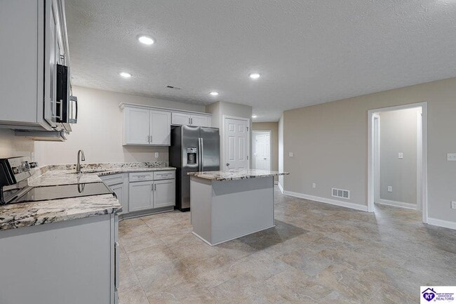 Photo - 307 Breckinridge Cir