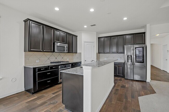 Photo - 2709 Calmwood Dr