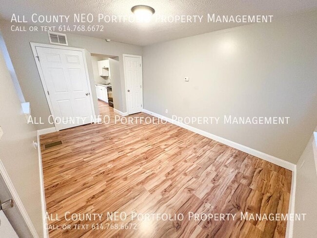 Photo - 1046 Republic Ave