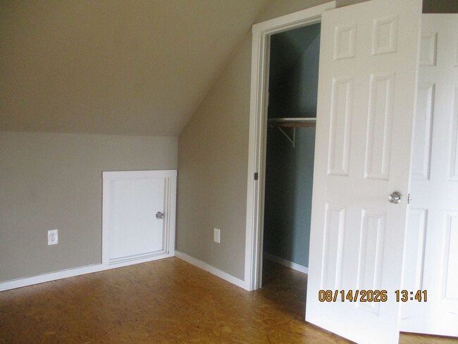 812 W FIRST STREET