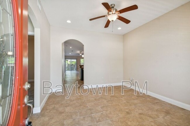 Photo - 2321 W Beach St