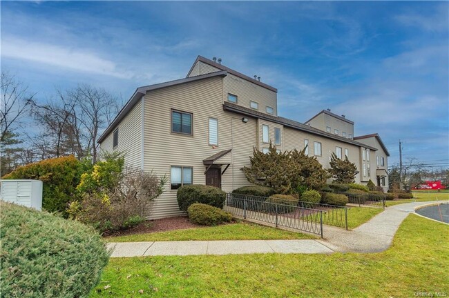 Photo - 135 W Nyack Rd Condo Unit 58