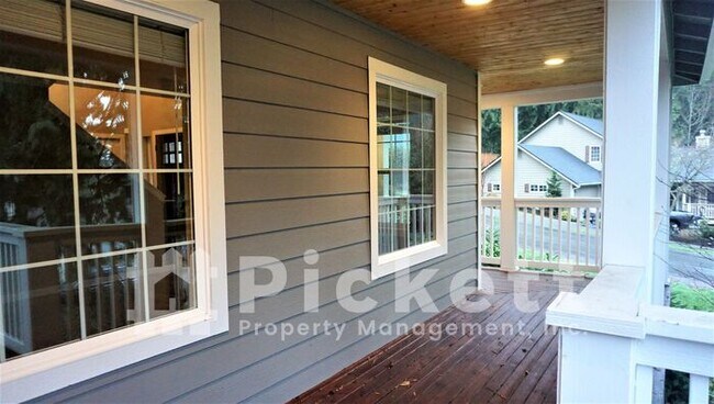 Photo - Lovely 4 Bedroom Home in Gated Illahee Com...