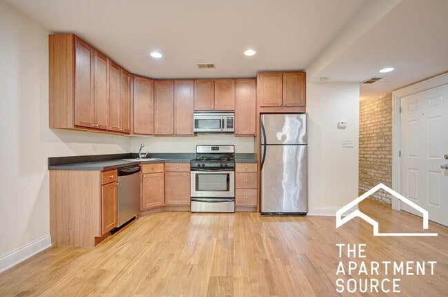Photo - 2836 N Albany Ave Unidad G
