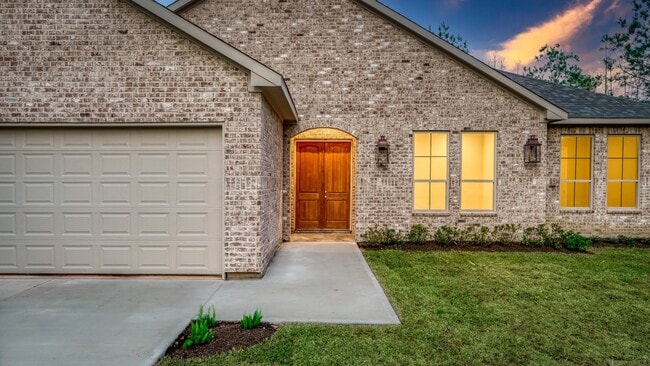 Building Photo - 12110 W Tara Plantation Dr Rental