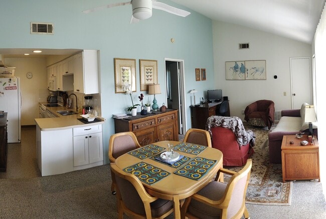 Photo - 1100 E Amado Rd Unit 13b2