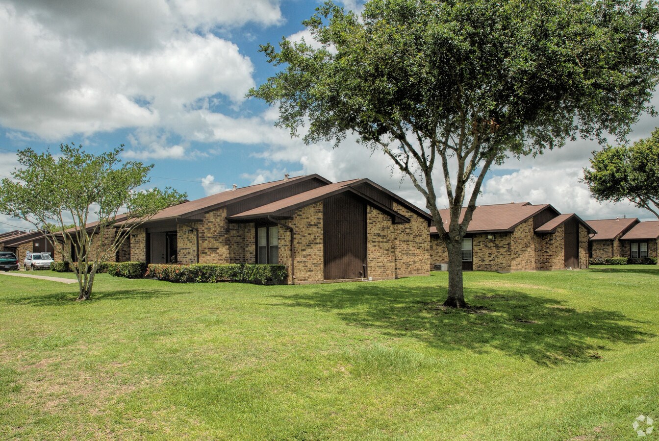 Photo - Orchard Park Apartments