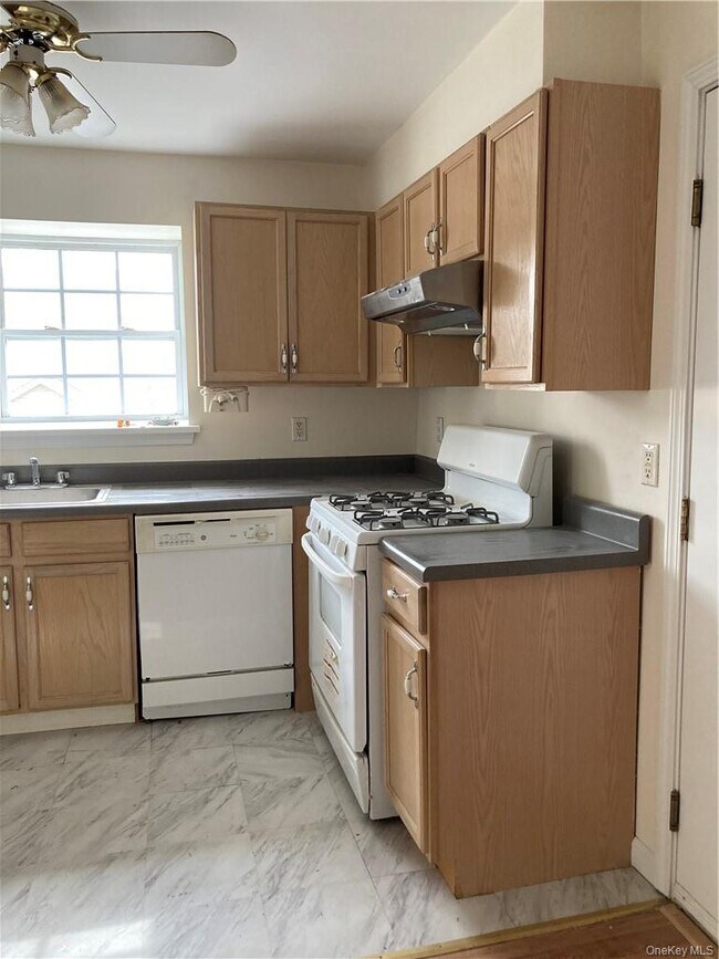Photo - 211 Mary Lou Ave Unit 1