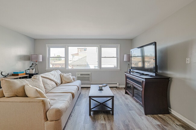 Photo - 2222 N Harlem Ave