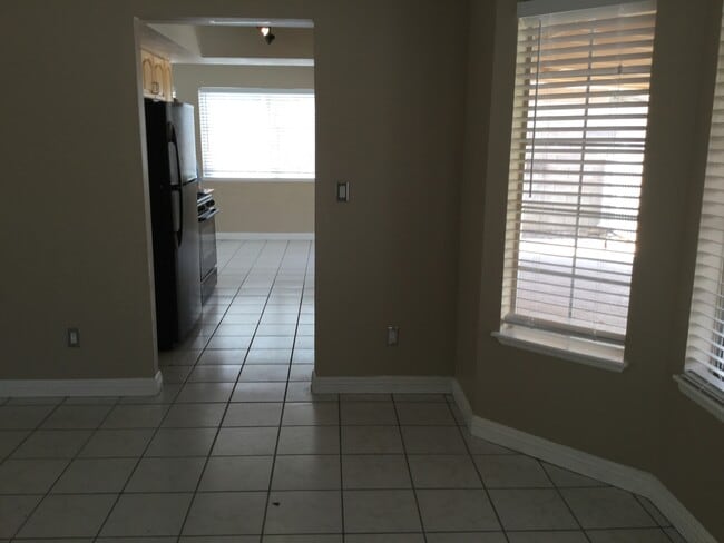 Photo - Gorgeous 3Bed/2.5Bath/Pool/Spa, 2-Story Home located in the NW part of the valley