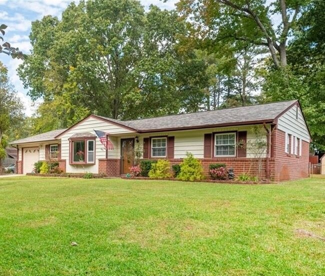 Photo - 3252 Club House Rd