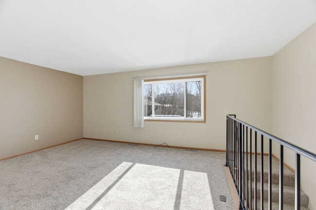 Photo - Griffin Court Apartments