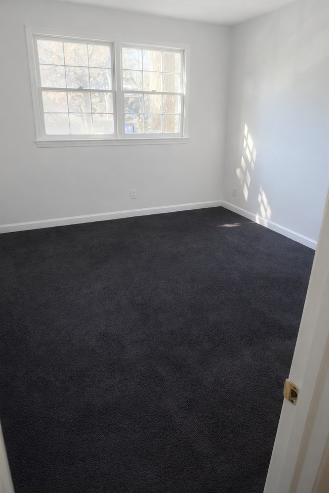 Photo - 2810 Carriage Dr