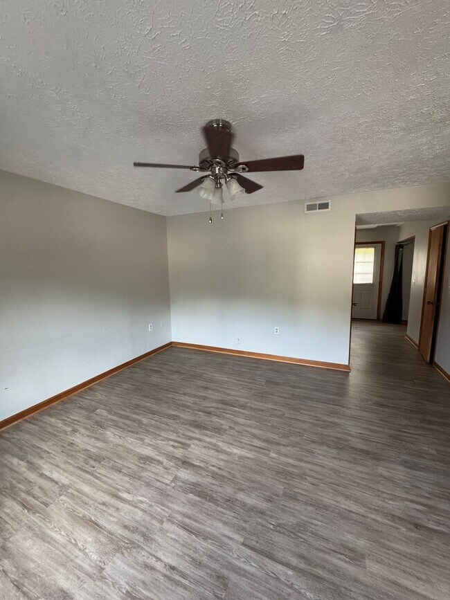 4774 Mayfield Dr Unit 4774 Mayfield Dr #1