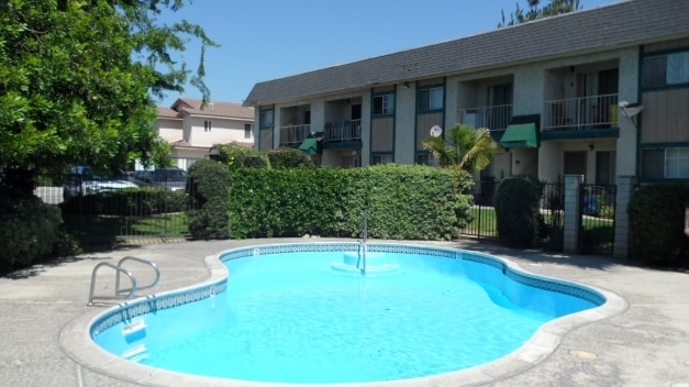 Campus Ave Apts