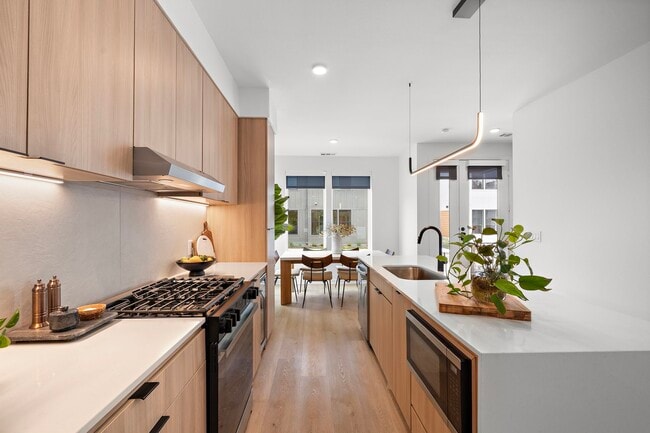 Photo - 1941 Sawdust Rd