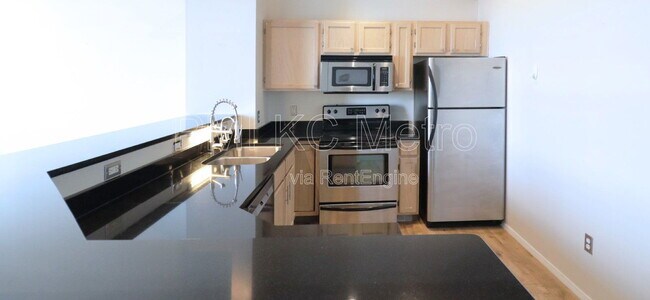 Photo - 200 Main St Unidad 310