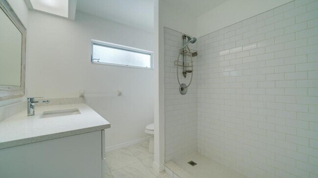 Photo - 5612 Rose Garden Rd Unit 104