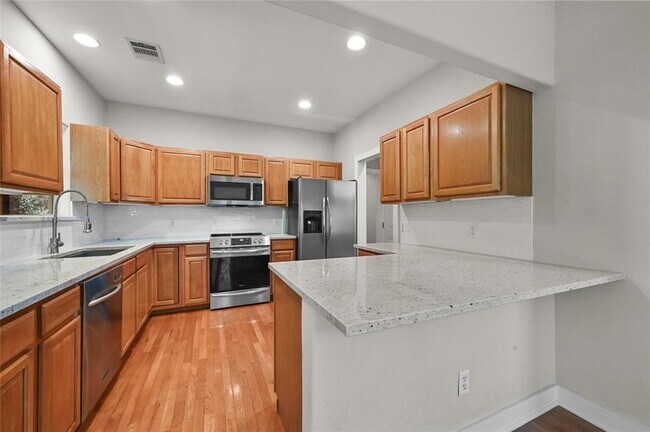 Photo - 1502 Medio Calle