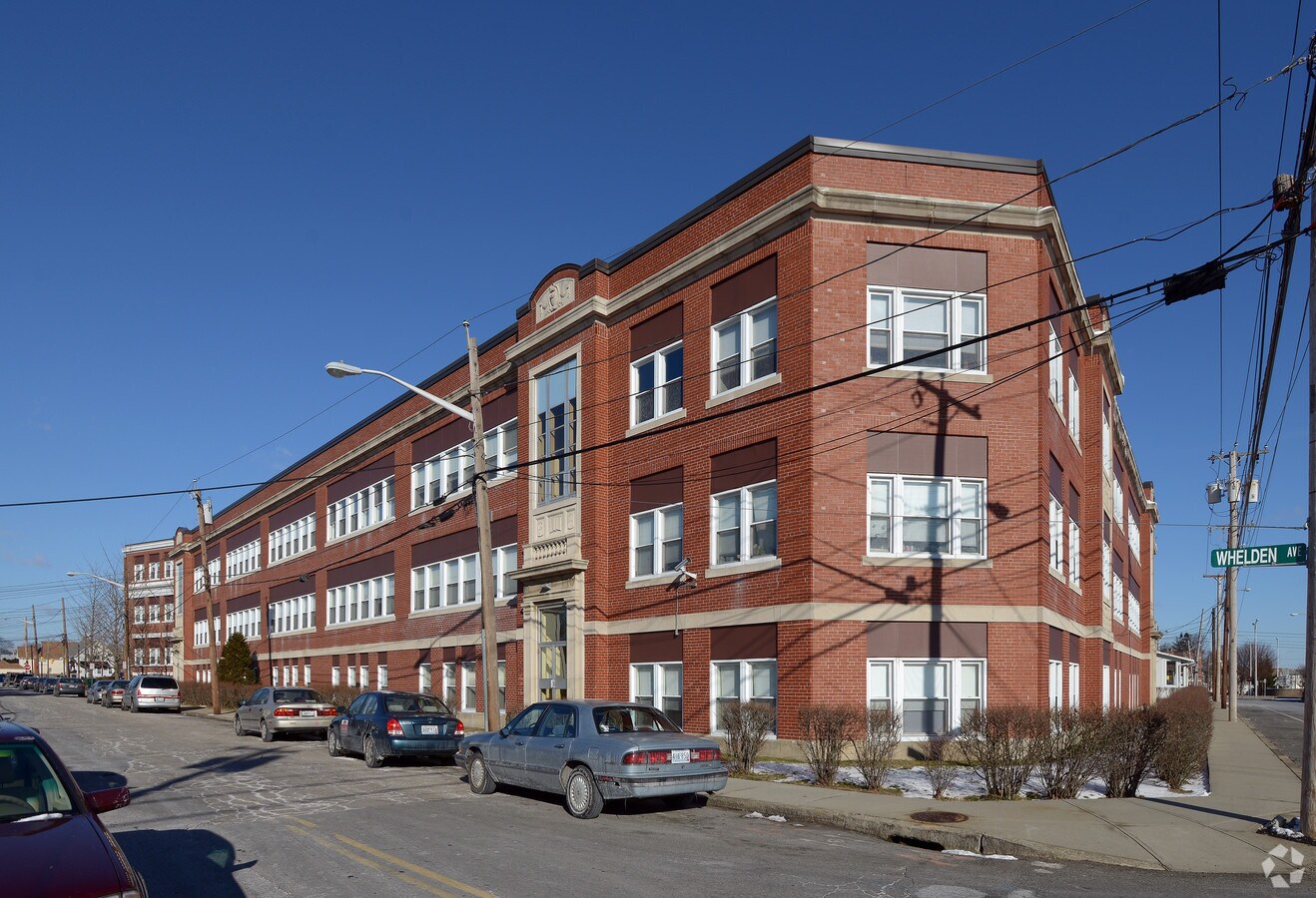 Photo - Taunton Plaza