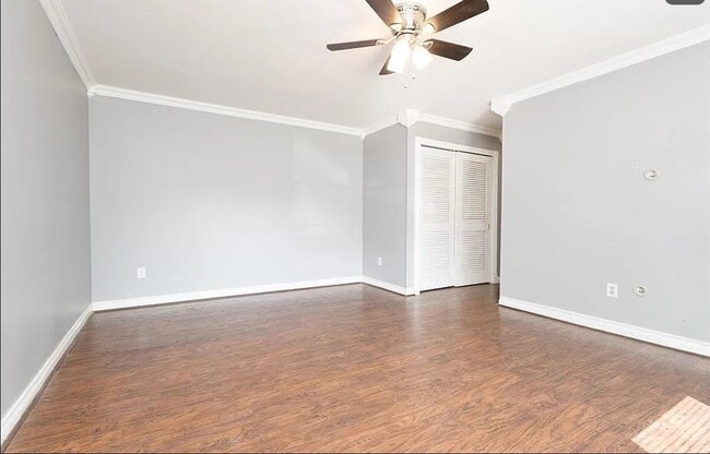 Photo - 2705 Redford Dr