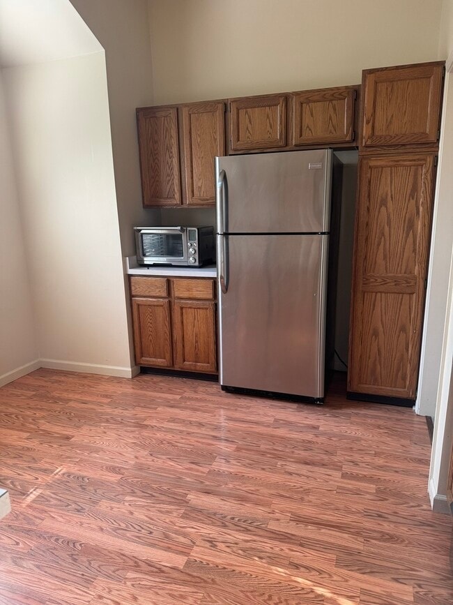 Photo - 827 Shoreline Rd Unit B