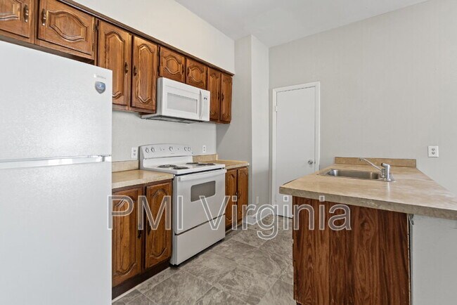 Photo - 3120 Tidewater Dr Unidad A