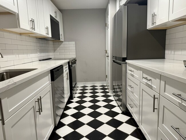 Photo - 21 Linden St Unit 416