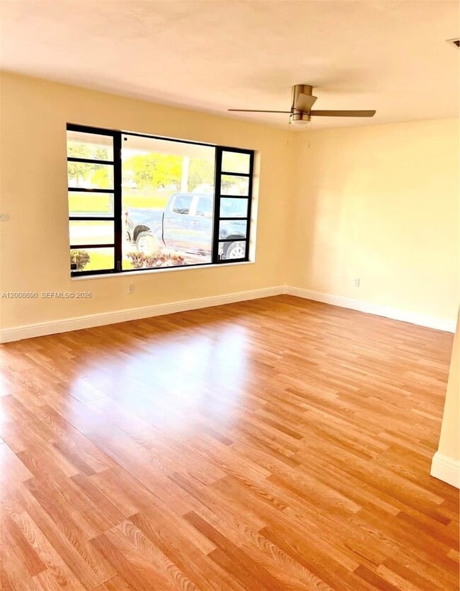 Photo - 10881 N Snapper Creek Dr