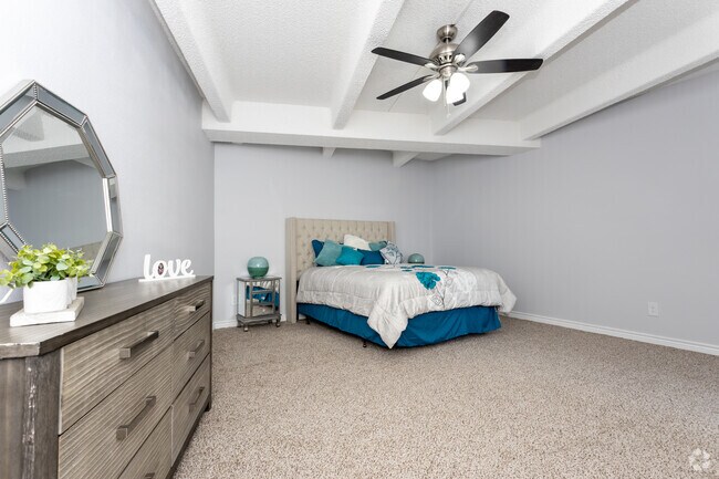 Three Fountains Apartments For Rent in Dallas, TX