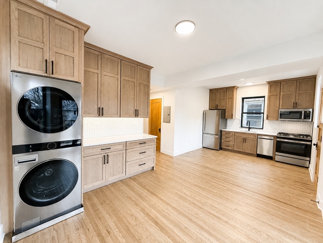 Photo - 3807 N Lawndale Ave Unidad 2