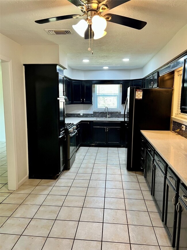 Photo - 233 S Ohio Ave