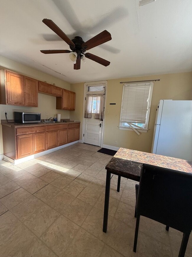 Photo - 438 Euclid Ave Unit 5