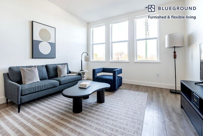 Building Photo - 261 El Camino Real Unit FL2-ID2131